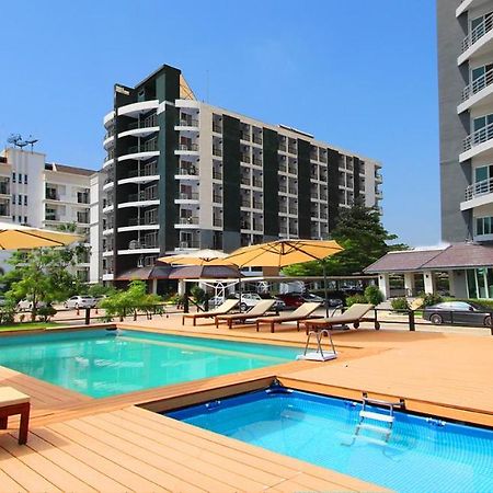The Leisure Hotel Bang Bo Bagian luar foto
