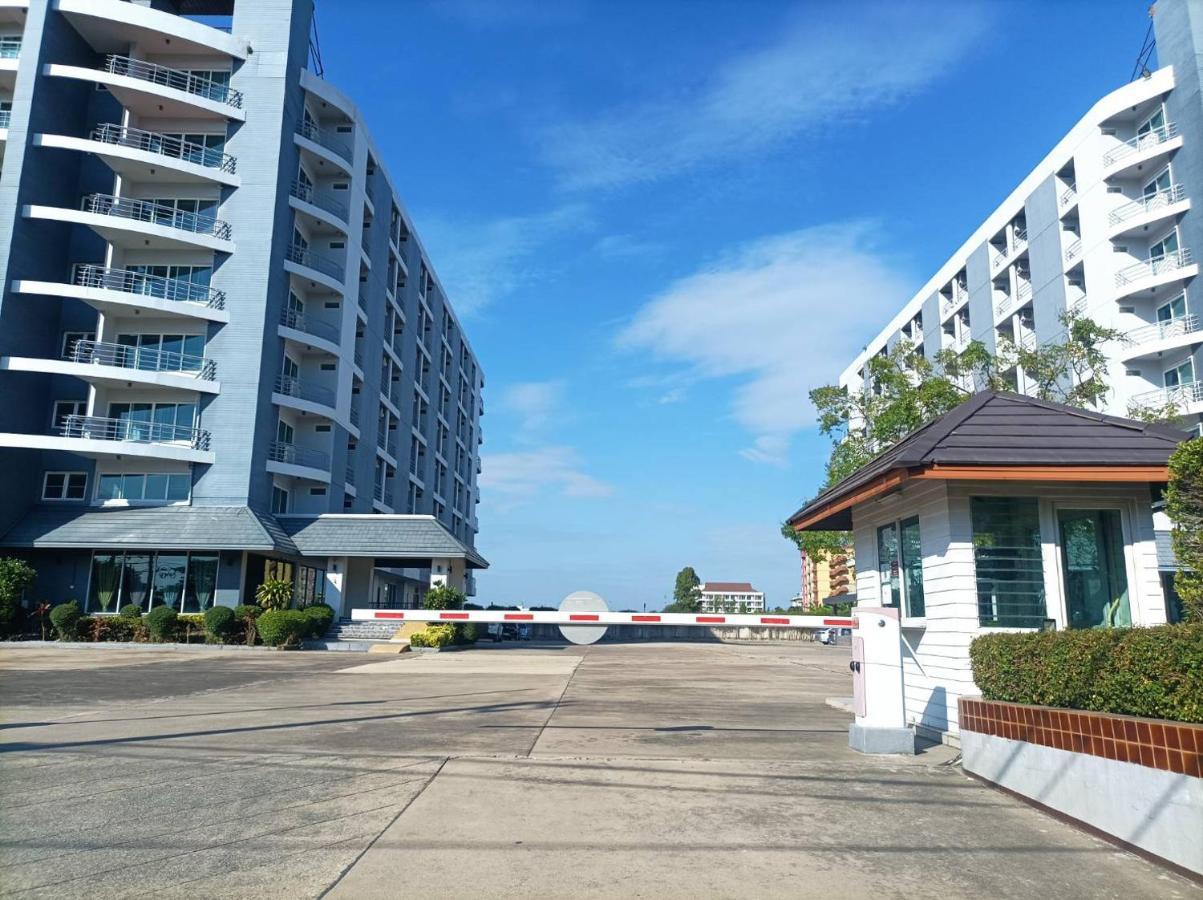 The Leisure Hotel Bang Bo Bagian luar foto