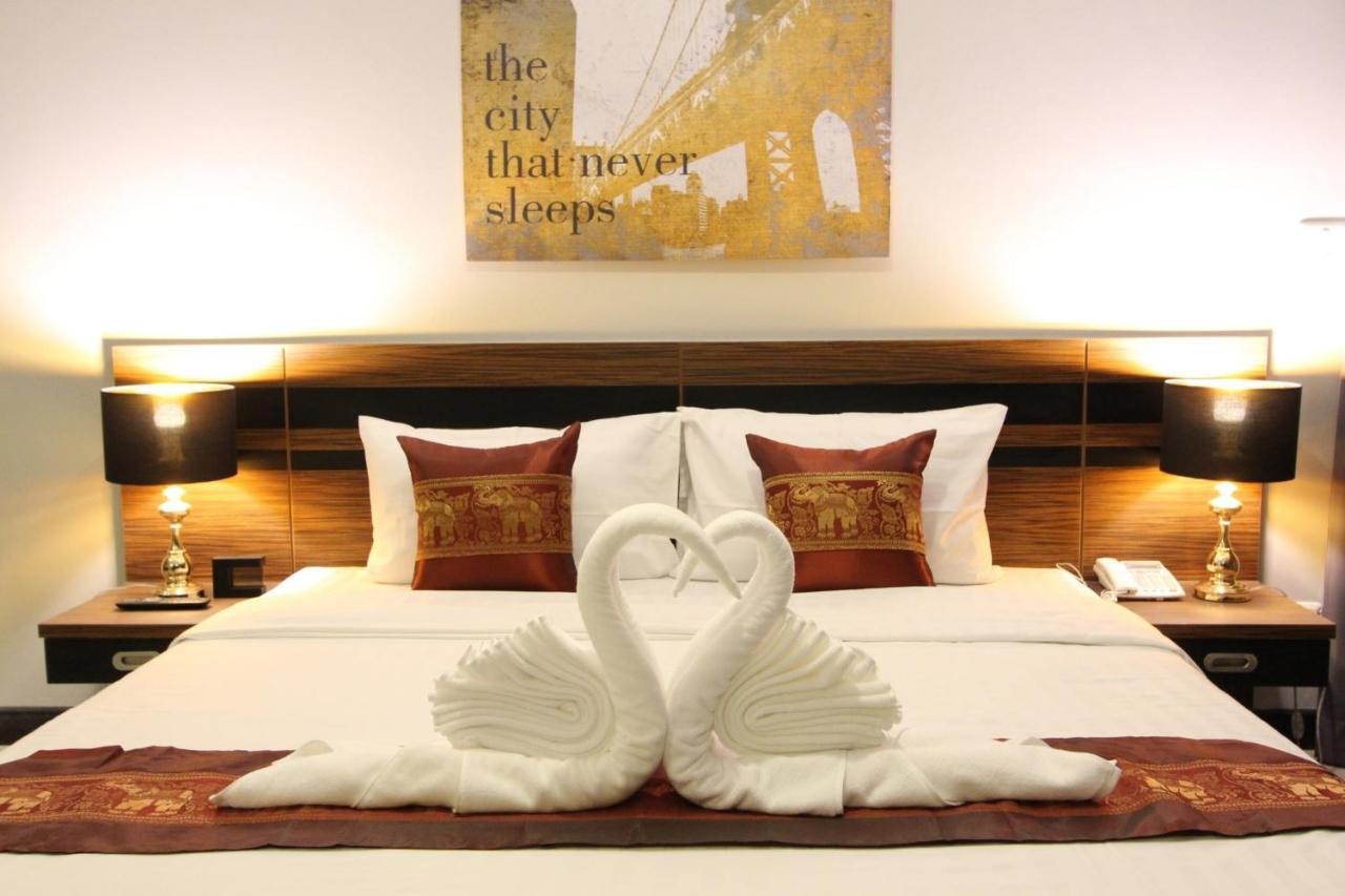The Leisure Hotel Bang Bo Bagian luar foto