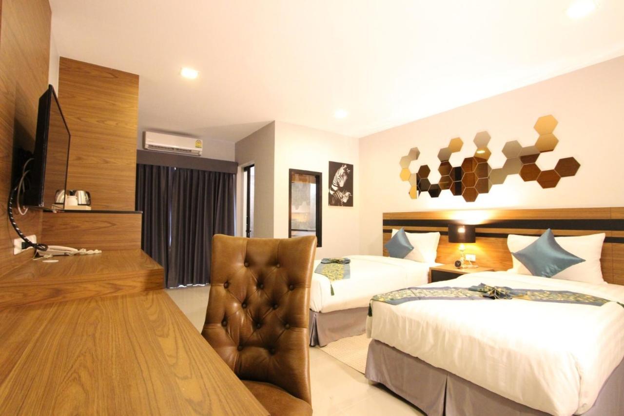 The Leisure Hotel Bang Bo Bagian luar foto