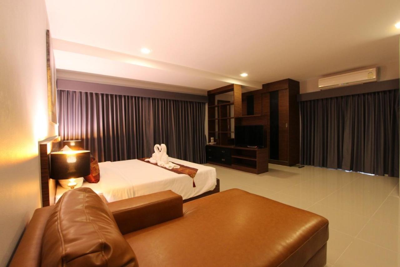 The Leisure Hotel Bang Bo Bagian luar foto