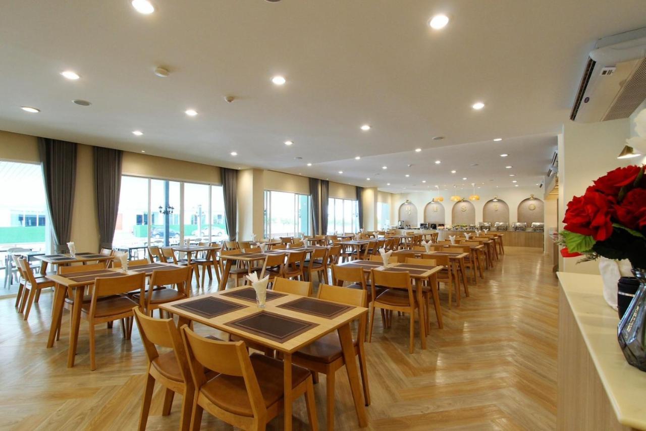 The Leisure Hotel Bang Bo Bagian luar foto