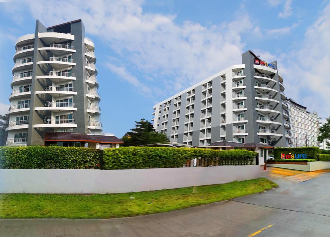 The Leisure Hotel Bang Bo Bagian luar foto